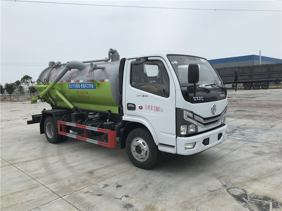 國六東風(fēng)多利卡5方吸污車