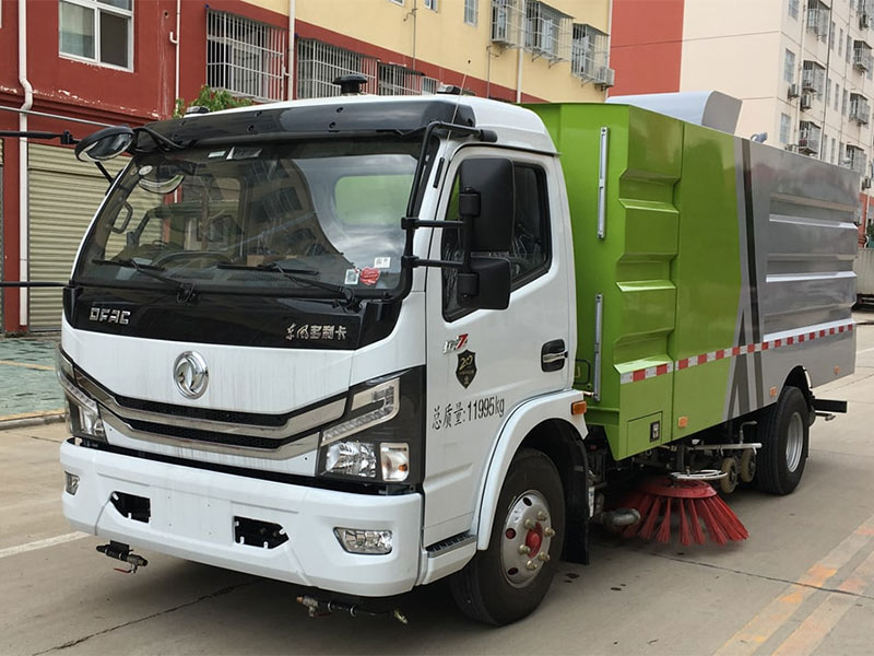 東風(fēng)?多利卡8方洗掃車產(chǎn)品推薦