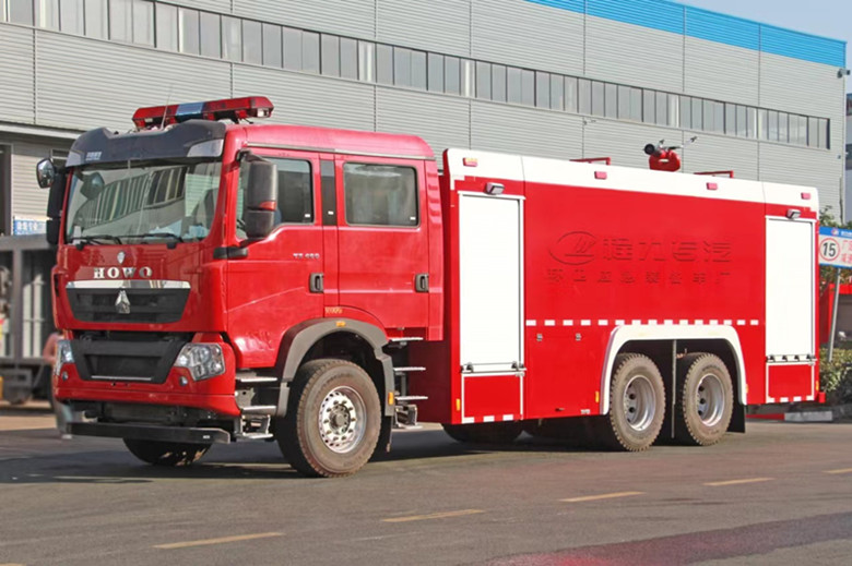 重汽豪沃后雙橋16水罐消防車(chē)推薦